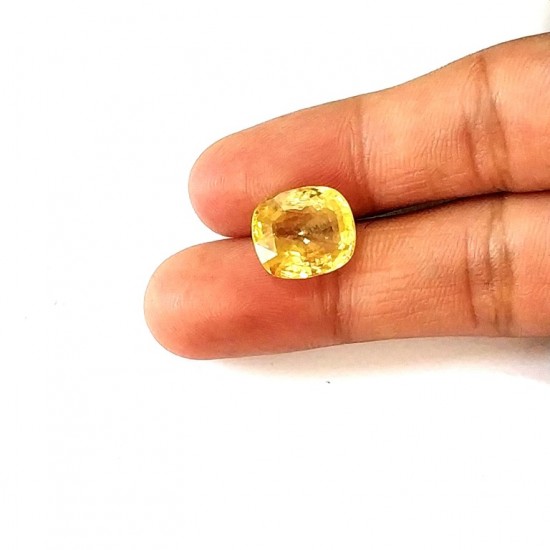 Yellow Sapphire (Pukhraj) 9.03 Ct Yellow Sapphire (Pukhraj) 9.03 Ct